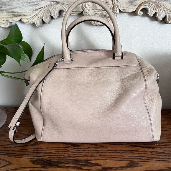 Coach Handbag - Picture 2 of 12